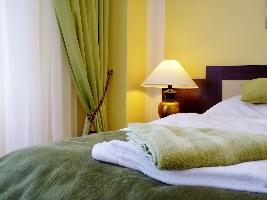Hotel & Hostel Florian براغ الغرفة الصورة